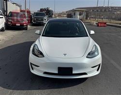 تسلا موديل 3